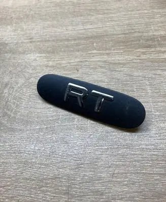 Renault Megane I Fender model badge letters 7700843531