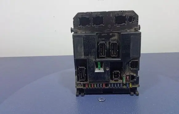 Peugeot 307 CC Fuse box set 9649510580