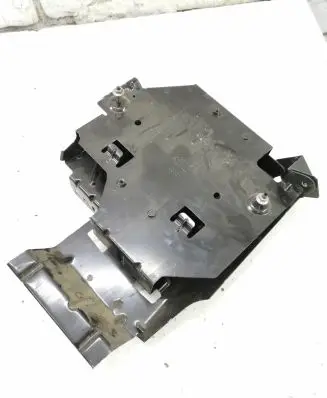 Nissan Primastar Other engine bay part 8200796093 KA779605 93861447
