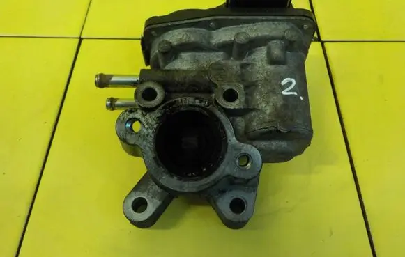 Nissan Pathfinder R51 EGR thermostat 14710EC00D 9SP40