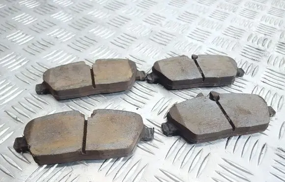 BMW 1 E81 E87 Brake pads (front) 