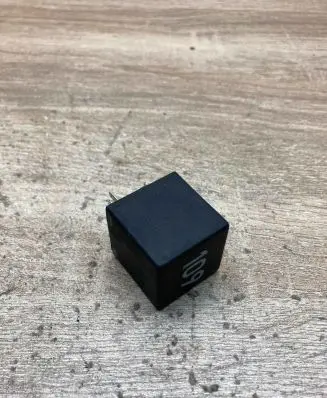 Volkswagen Sharan Other relay 357906381A 109