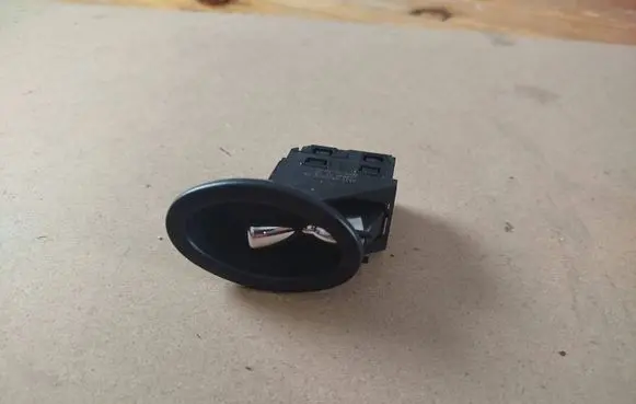 Mini Cooper Countryman R60 Quarter vent window switch 9800972 0608250610 13484001
