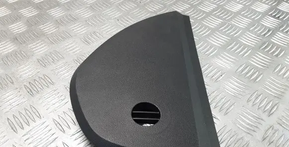 Skoda Octavia Mk2 (1Z) Dashboard side end trim 1Z0857503