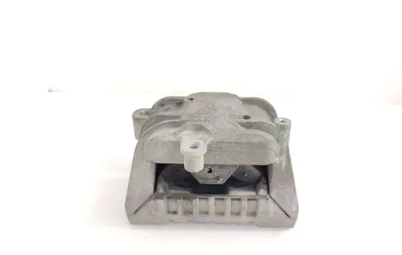 Volkswagen Caddy Engine mount bracket 1K0199262BA