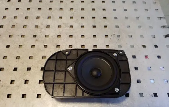 BMW 5 F10 F11 Parcel shelf speaker 9239184 160149