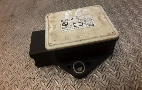 BMW 5 E60 E61 Yaw turn rate sensor 6774602