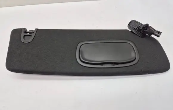 Chrysler Pacifica Sun visor