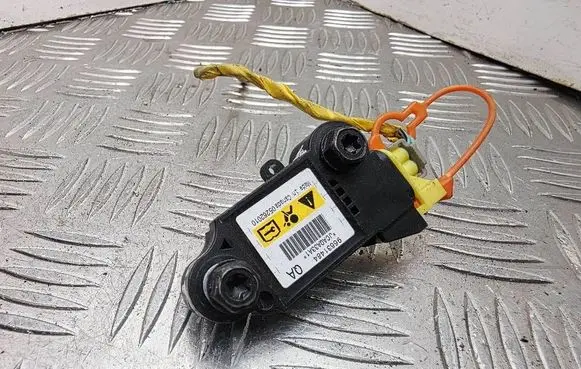 Chevrolet Captiva Airbag deployment crash/impact sensor 96631484