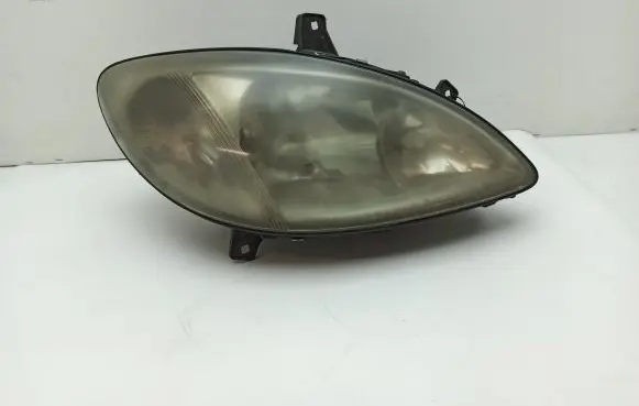 Mercedes-Benz Vito Viano W639 Headlight/headlamp 24670400