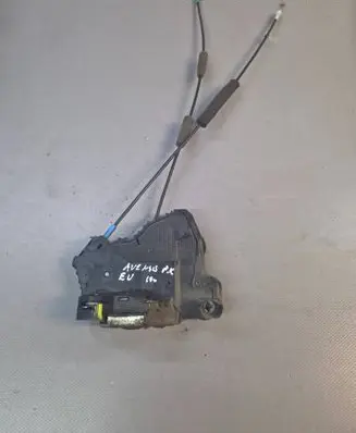 Toyota Avensis T270 Front door lock 