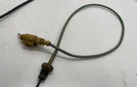 Skoda Kodiaq Exhaust gas temperature sensor 04L906088EM