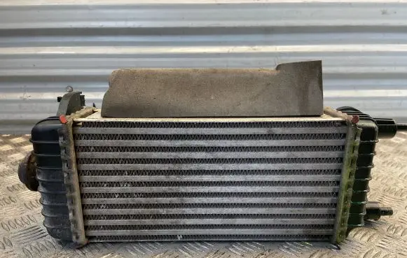 Ford Transit Courier Intercooler radiator