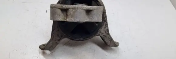 Opel Zafira A Engine mount bracket 90575772