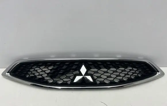 Mitsubishi Space Star Front bumper upper radiator grill 6402A380