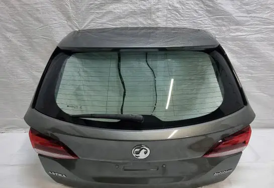 Opel Astra K Tailgate/trunk/boot lid