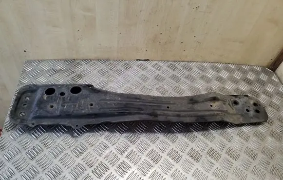 Toyota RAV 4 (XA20) Front subframe