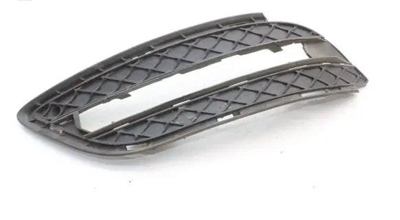 Mercedes-Benz B W246 W242 Front grill A2468850622