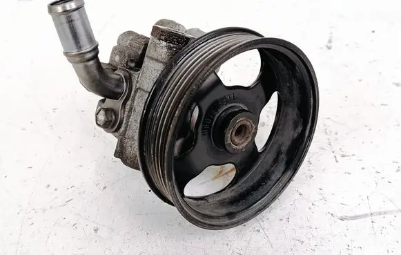 Dodge Grand Caravan Power steering pump 04862152AG 68078769AA