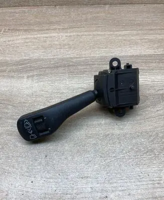 BMW 5 E39 Wiper control stalk 8363664 01204000