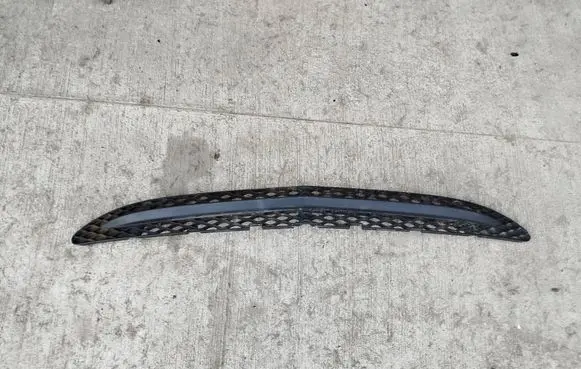 Mercedes-Benz S W221 Front bumper lower grill a2218850523