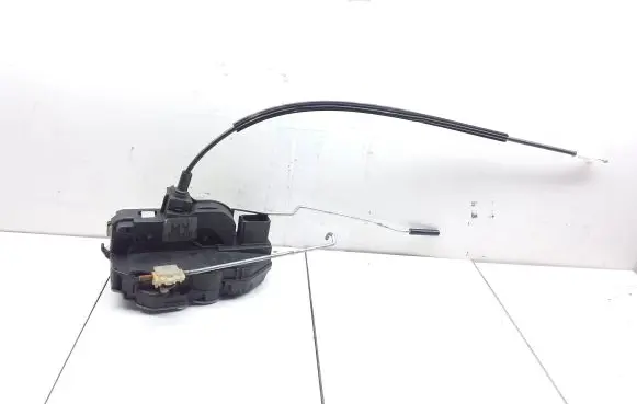 Opel Insignia A Coupe door lock (next to the handle) 13503161