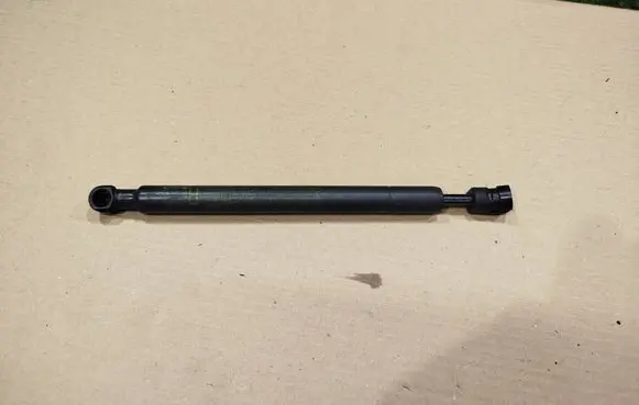 Renault Koleos II Front bonnet/hood damper/strut 654706377R