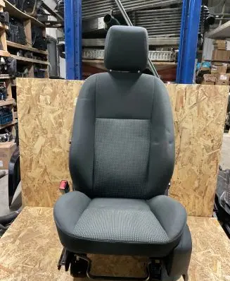 Ford C-MAX II Front driver seat 
