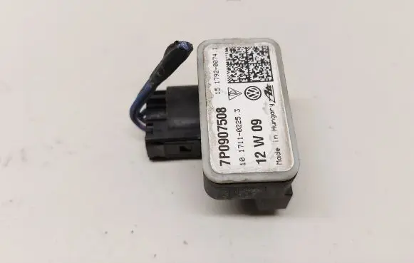 Porsche Cayenne (92A) Airbag deployment crash/impact sensor 7P0907508