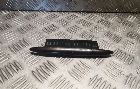 Mercedes-Benz C W204 Parking PDC sensor display screen 1725420023 A1725420023