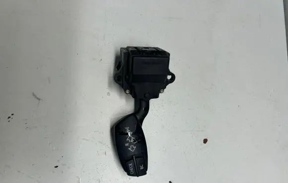 BMW 5 E60 E61 Indicator stalk 6924103 01106720
