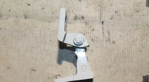 Volkswagen Golf VII Front door upper hinge 8K0831402H