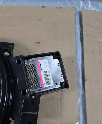 Audi A8 S8 D3 4E Subwoofer speaker 4E0035412D 373061002 280382002