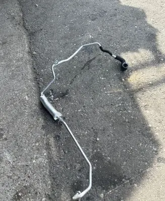 BMW 5 G30 G31 Engine coolant pipe/hose 8666857
