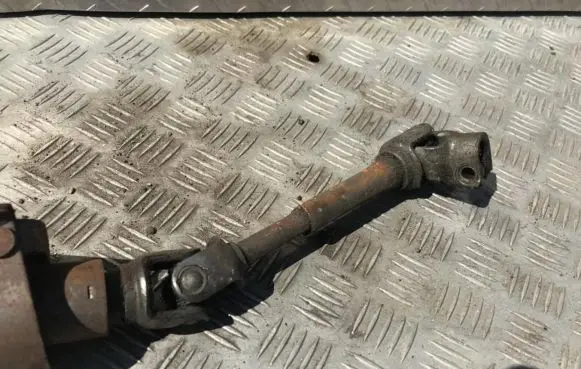 Steering column universal joint