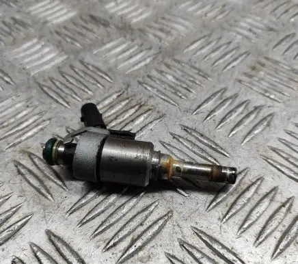 Audi A3 S3 8V Fuel injector 06L906036L 0261500246