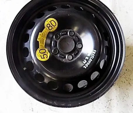 Land Rover Freelander 2 - LR2 R17 steel rim 