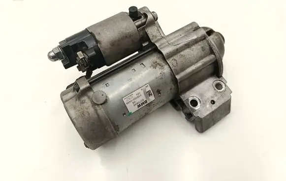 BMW 3 F30 F35 F31 Starter motor 8570846 01B27 4380000496
