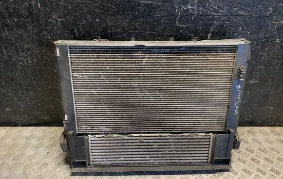 BMW 2 F22 F23 Coolant radiator 933536201