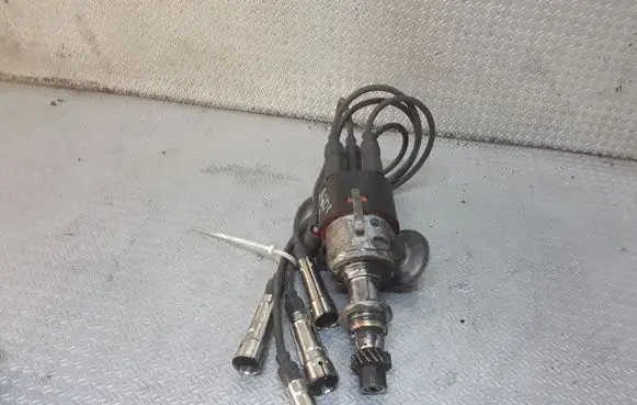 Audi 80 90 B3 Spark distributor 0237020148