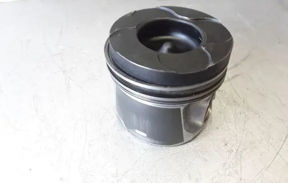 Volvo S60 Piston 