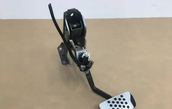 Infiniti FX Brake pedal 