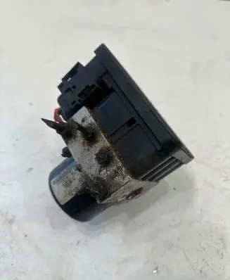 Suzuki Grand Vitara II ABS Pump 06210951553 ZLQ1L11P04