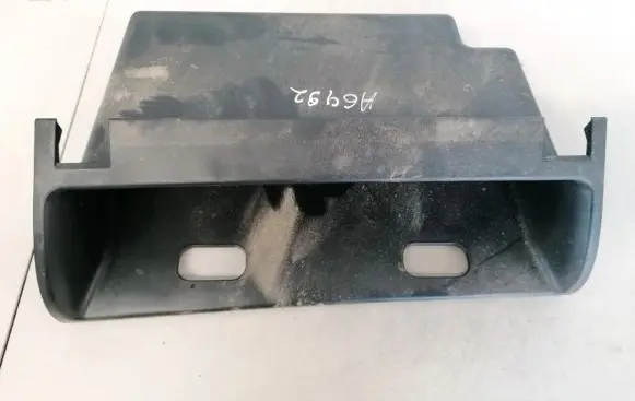 Glove box