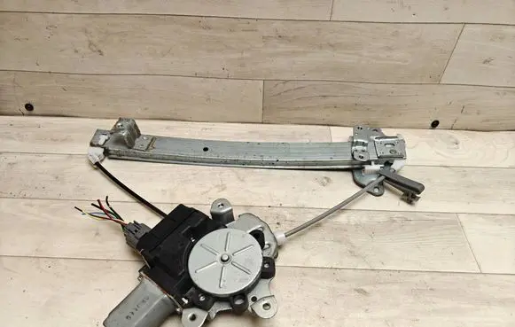 Mitsubishi Outlander Rear door window regulator with motor MR573887LH