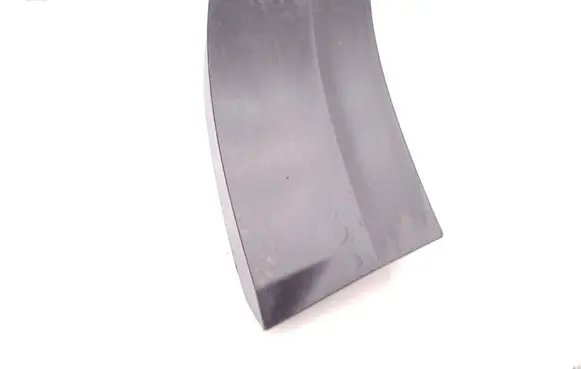 Man TGE 1gen Fender trim (molding) 7C0853508