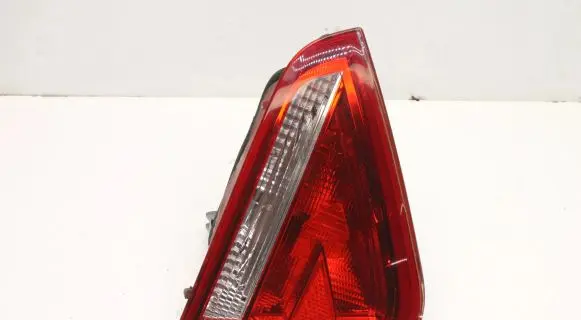 Audi A5 8T 8F Tailgate rear/tail lights 8T0945093
