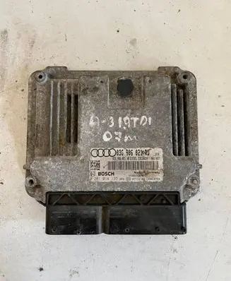 Volkswagen PASSAT B6 Engine control unit/module 03G906021RD 0281014135