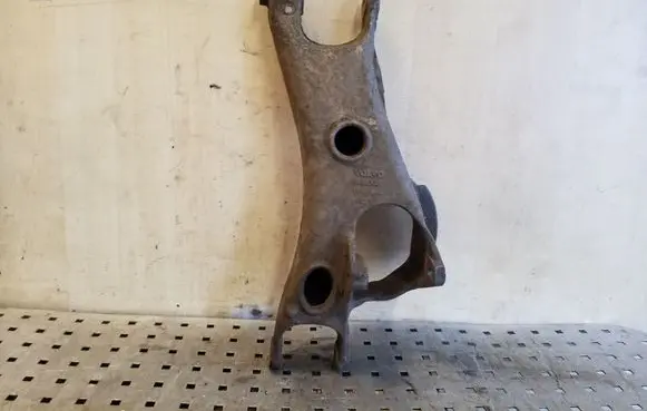 Volvo XC90 Rear upper control arm/wishbone 8666345