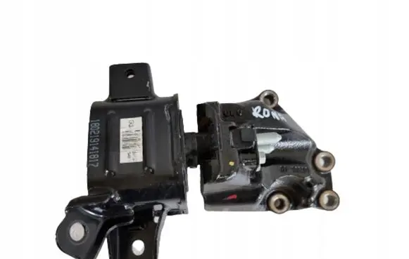 Hyundai Kona I Engine mount bracket
